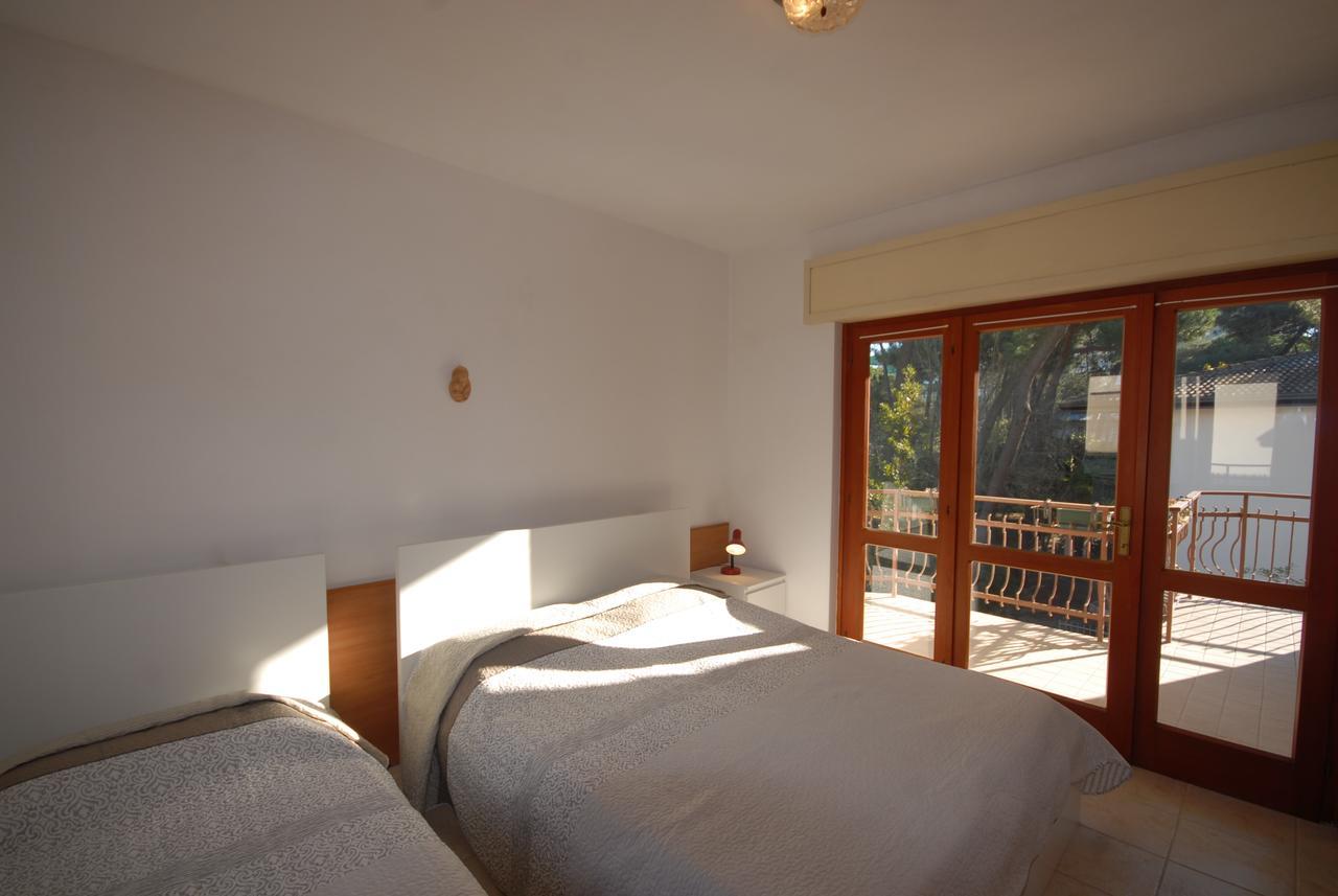 Villa Azalea Lignano Sabbiadoro Esterno foto