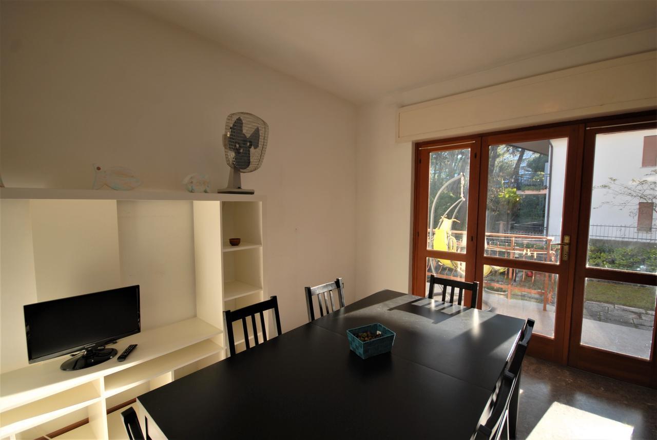 Villa Azalea Lignano Sabbiadoro Esterno foto
