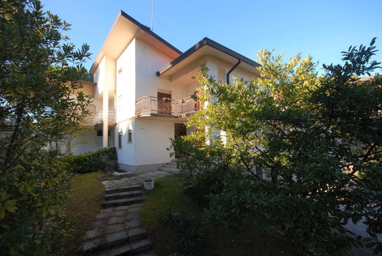 Villa Azalea Lignano Sabbiadoro Esterno foto